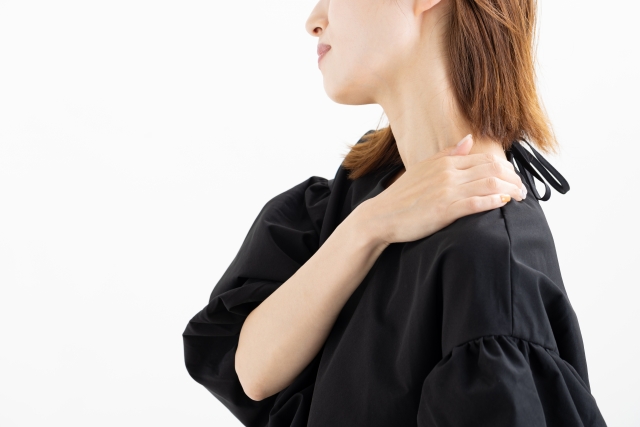 自律神経の乱れで首の後ろや背中が痛くなる理由を鍼灸師が解説